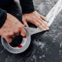 Film adhésif puissant et déchirable sans papier siliconé pour un collage étanche à l'air et au vent à l'intérieur comme à l'extérieur.